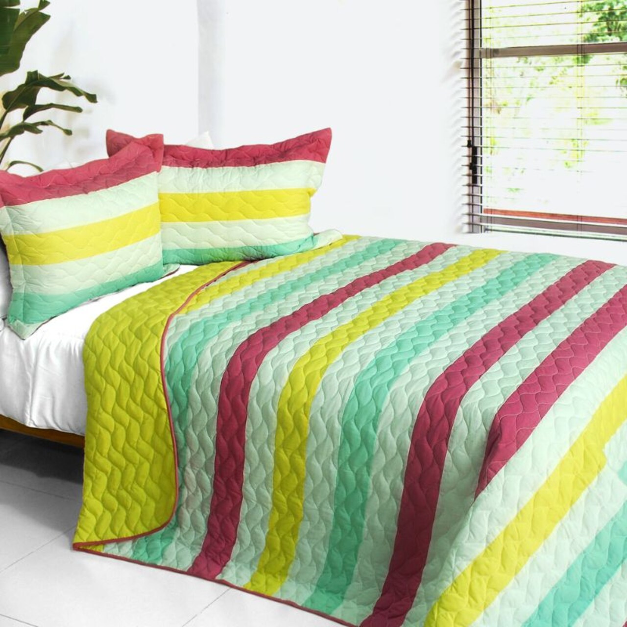 3-Piece Handmade Full/Queen Quilt Set Vermicelli Quilted Patchwork